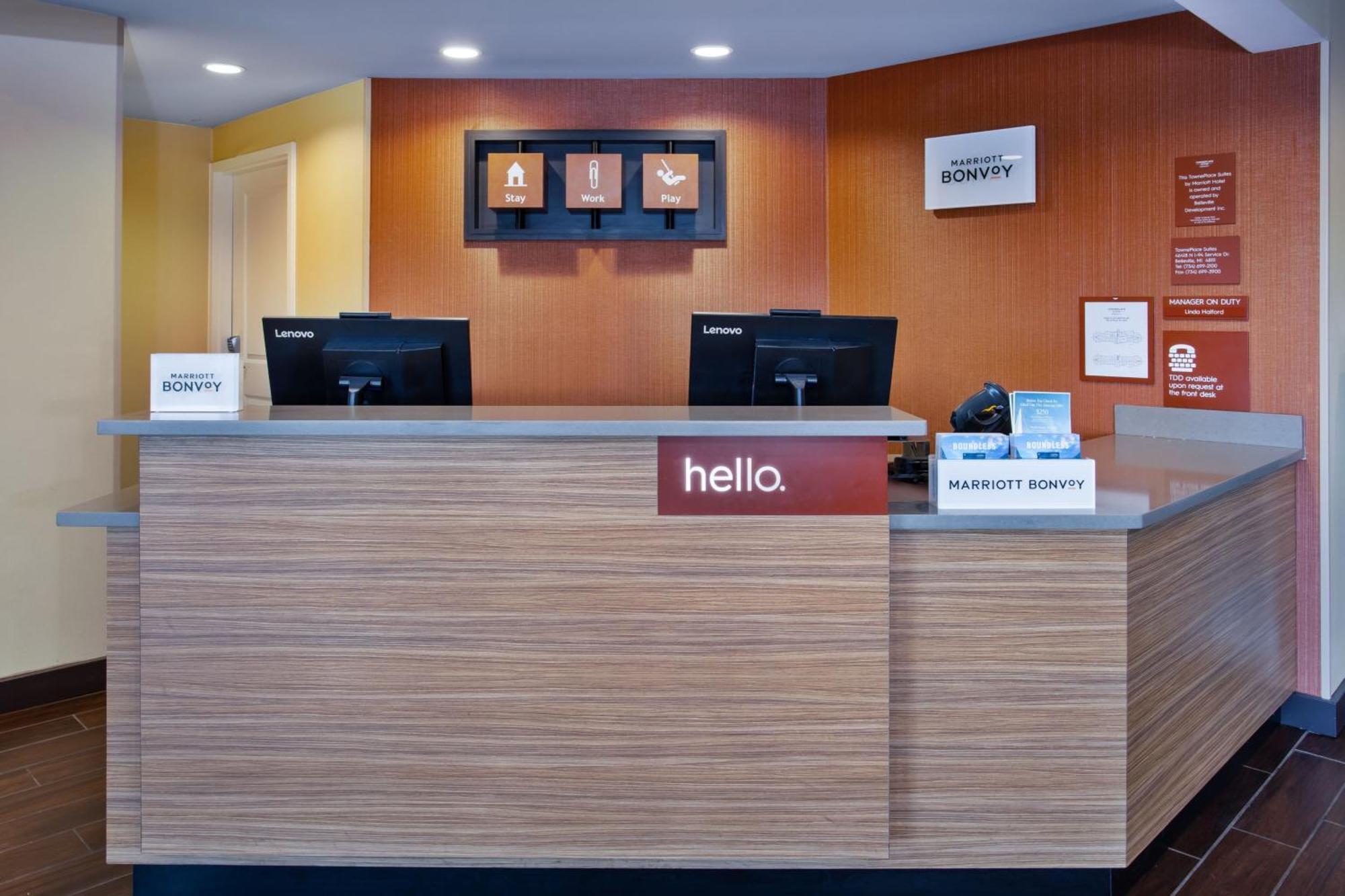 Towneplace Suites By Marriott Detroit Белвил Екстериор снимка