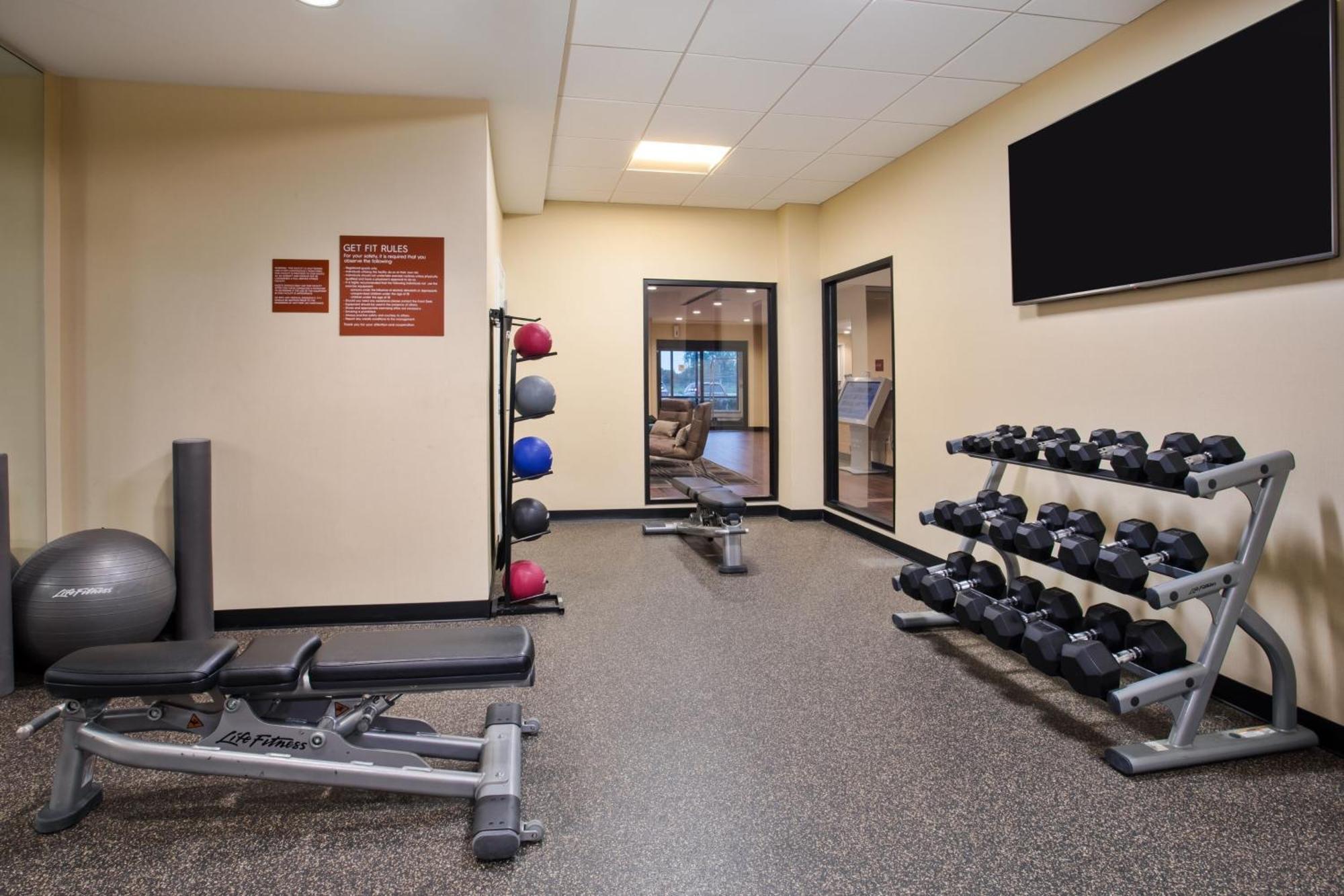Towneplace Suites By Marriott Detroit Белвил Екстериор снимка